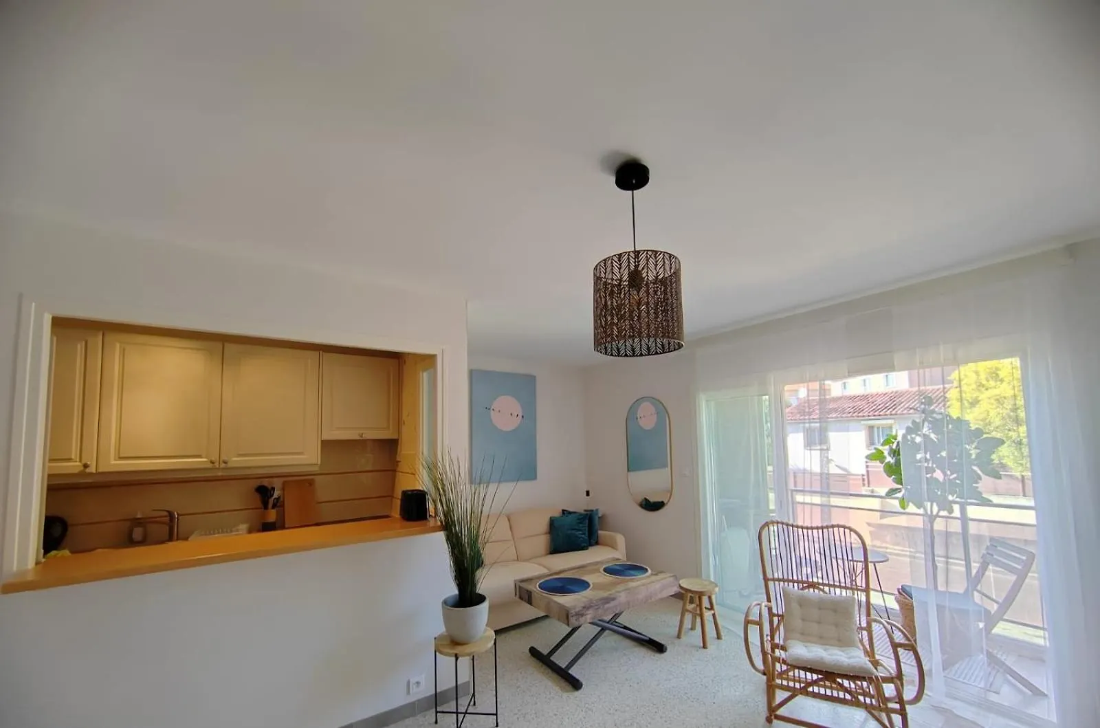 Appartement Deux Beaux Studios, Rue Pietonne, Bord De Mer, Clim Bandol