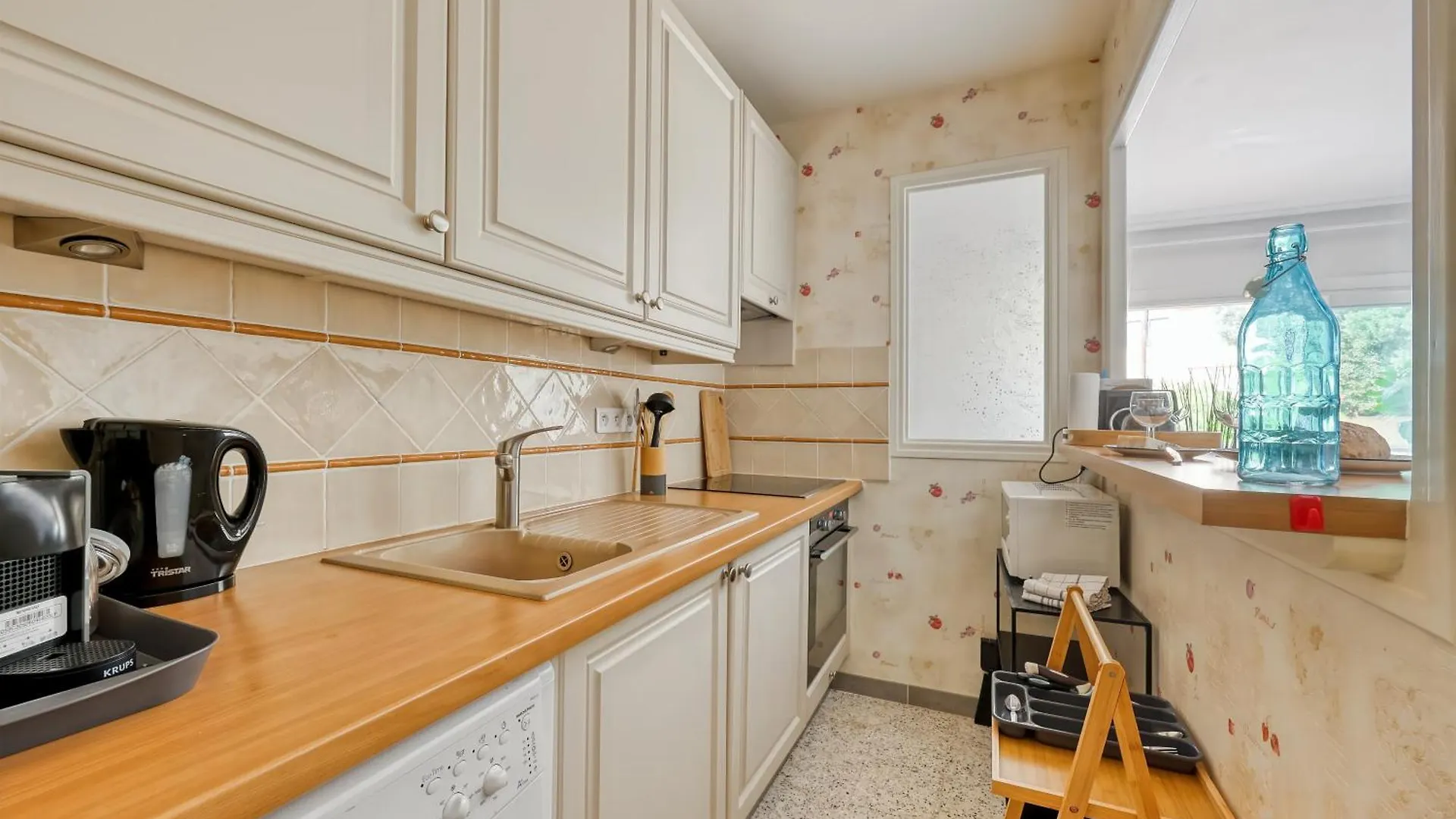 Deux Beaux Studios, Rue Pietonne, Bord De Mer, Clim Bandol 0*,  France