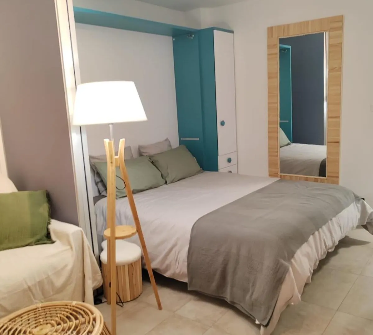 Apartment Deux Beaux Studios, Rue Pietonne, Bord De Mer, Clim Bandol