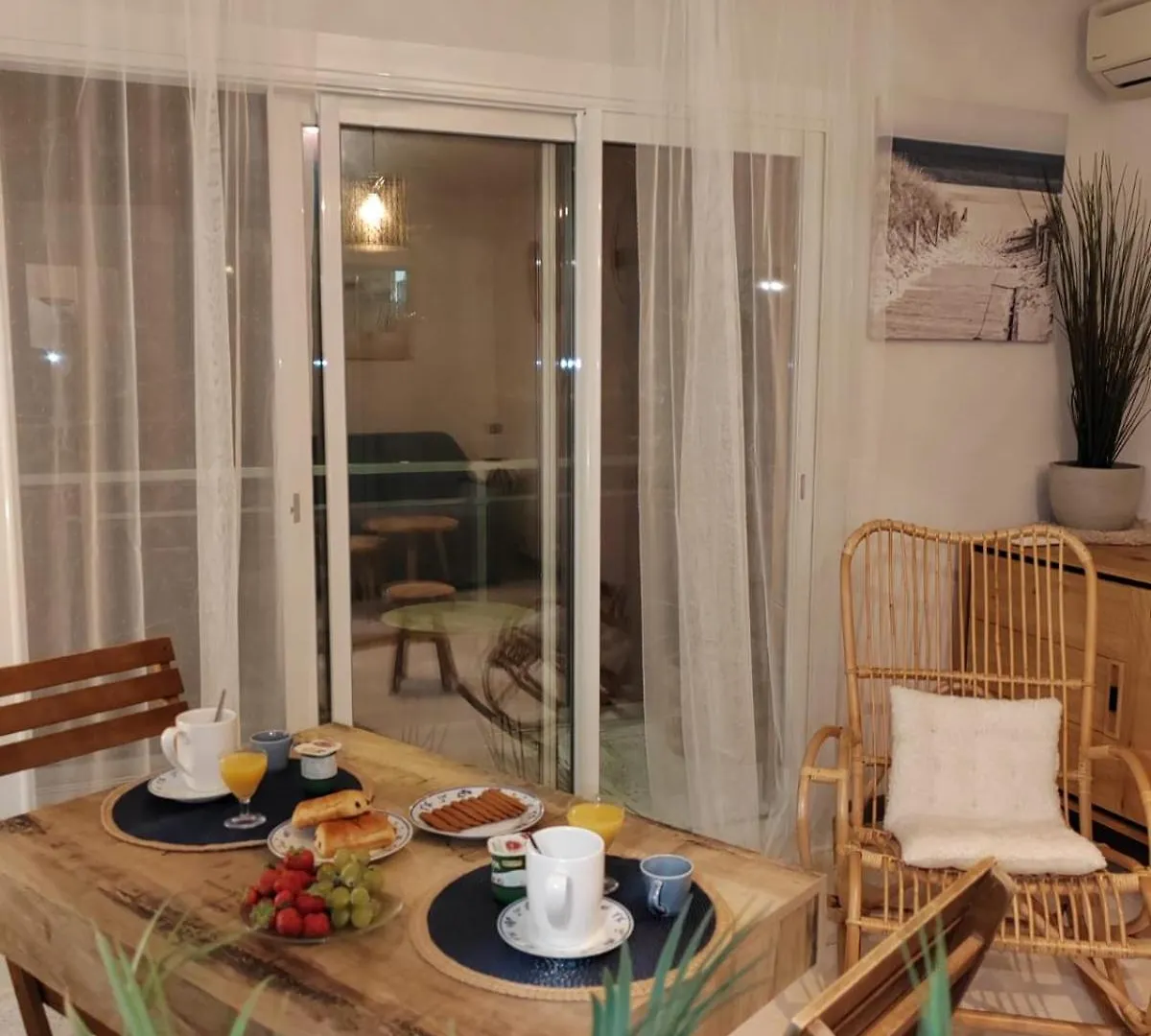 Apartment Deux Beaux Studios, Rue Pietonne, Bord De Mer, Clim Bandol