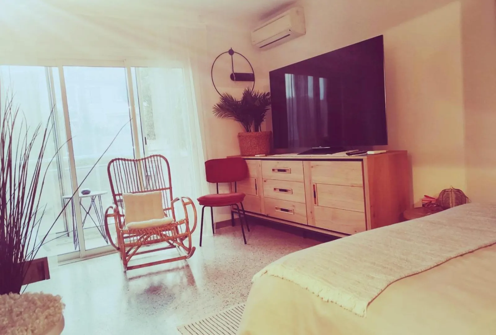 Deux Beaux Studios, Rue Pietonne, Bord De Mer, Clim Bandol Apartment